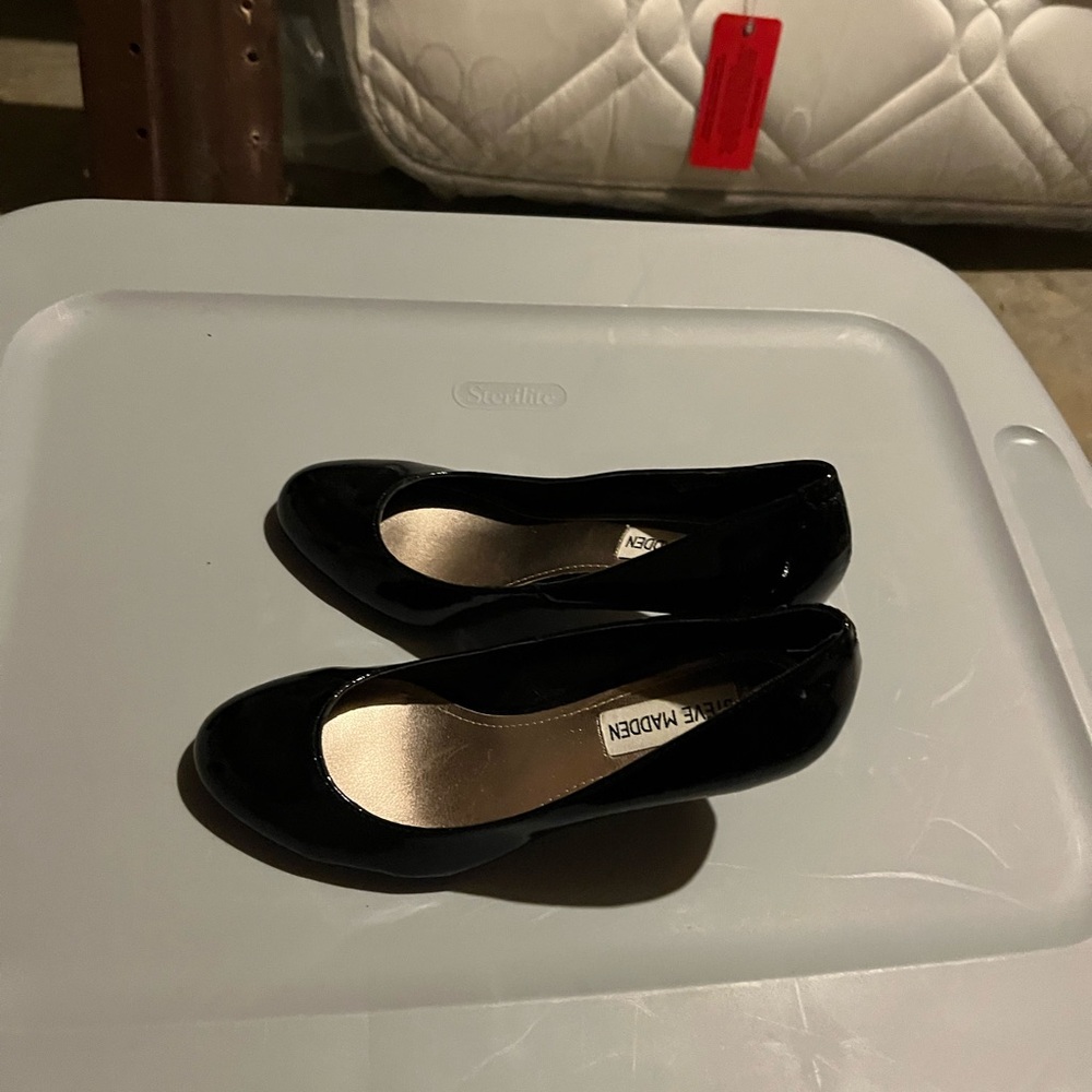 Steve Madden black heels